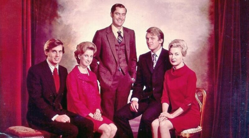 C:\Users\Owner\Desktop\trump_siblings.jpg
